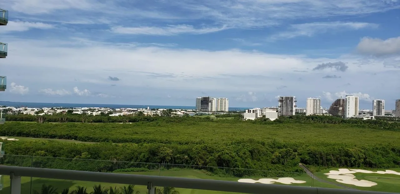 Cancún Towers 8-A, Torre 1